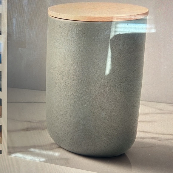 West elm Kaloh stoneware canister - large - Picture 4 of 4